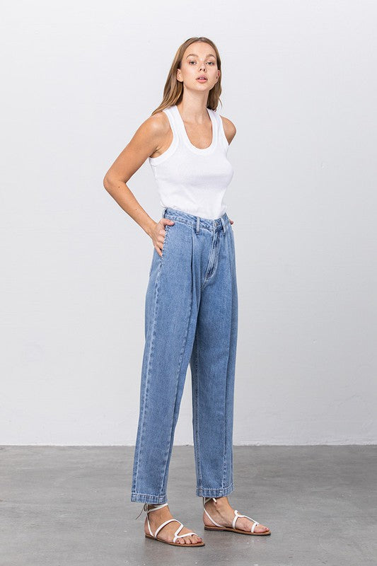 HI-WAIST SLOUCH JEANS