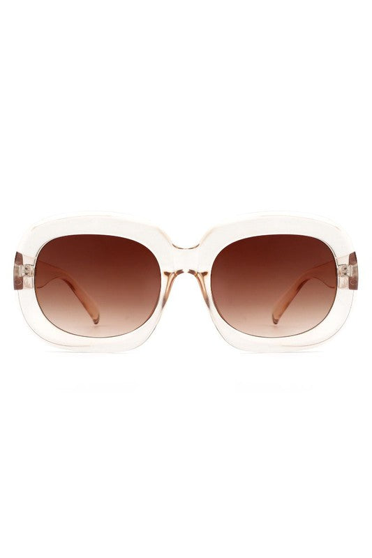 
                  
                    Betsy Sunglasses
                  
                