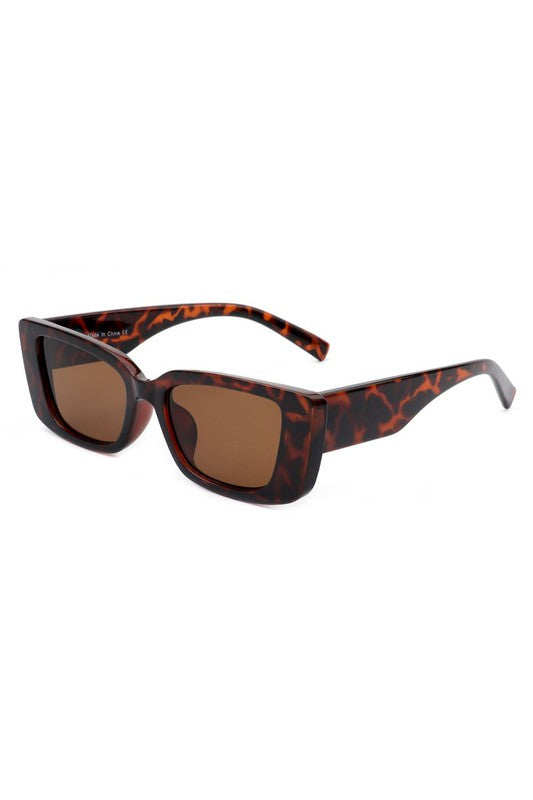 
                  
                    Taylor Sunglasses
                  
                