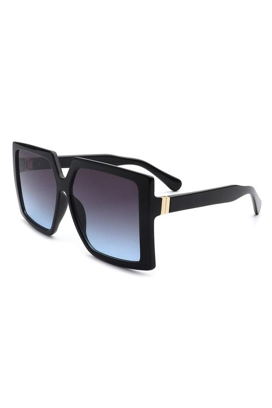 
                  
                    Donna Sunglasses
                  
                