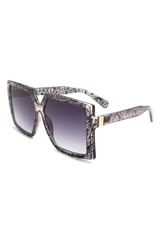 
                  
                    Donna Sunglasses
                  
                