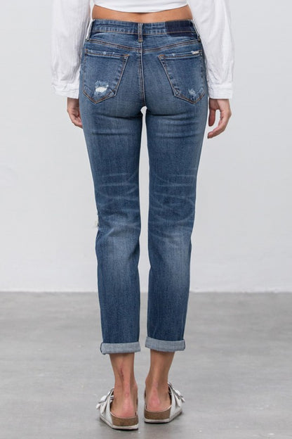 MID-RISE SLIM BOYFRIEND JEANS