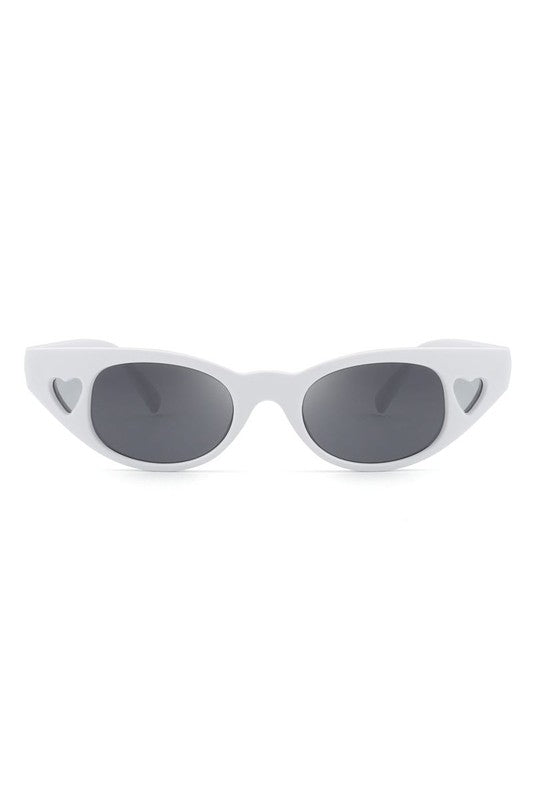 
                  
                    Alicia Sunglasses
                  
                