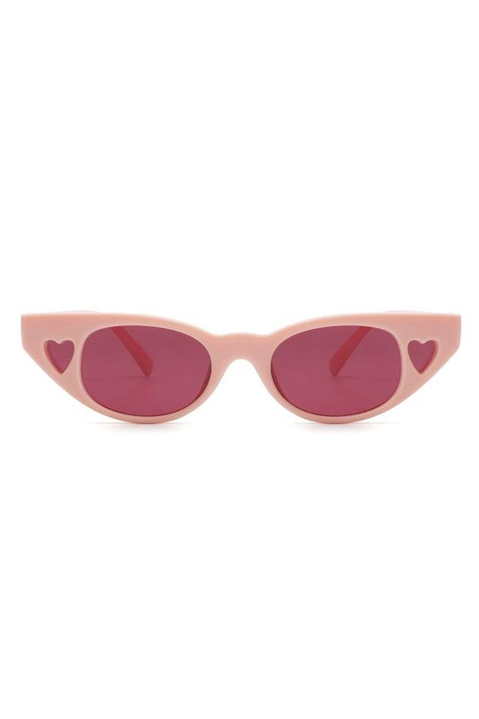 
                  
                    Alicia Sunglasses
                  
                