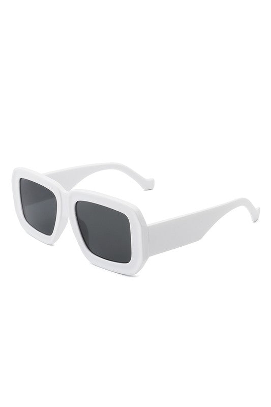 
                  
                    Square Retro Bold Fashion Flat Top Sunglasses
                  
                