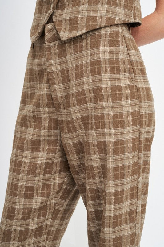 
                  
                    PLAID HIGH WAIST TROUSERS
                  
                