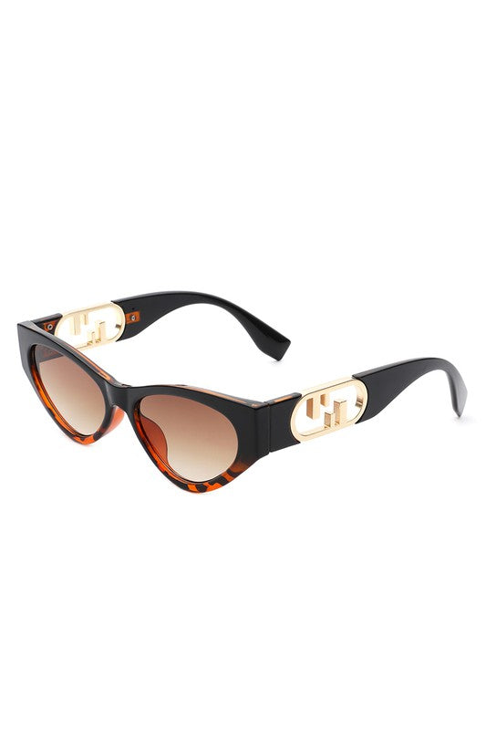 
                  
                    Women Fashion Retro Cat Eye Sunglasses
                  
                