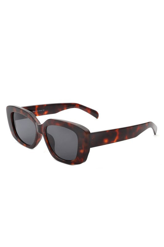 
                  
                    Square Retro Sunglasses
                  
                