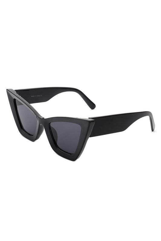 
                  
                    Beth Sunglasses
                  
                