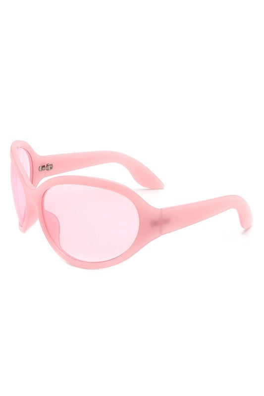 
                  
                    Kim Sunglasses
                  
                