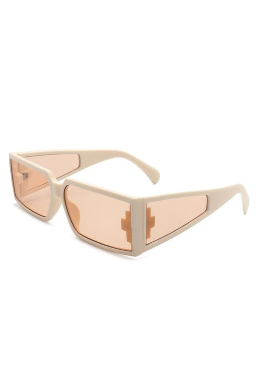 
                  
                    Alexa Sunglasses
                  
                