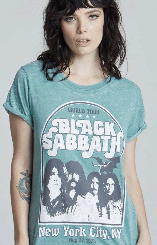 302327 - 530 Black Sabbath World Tour Burnout