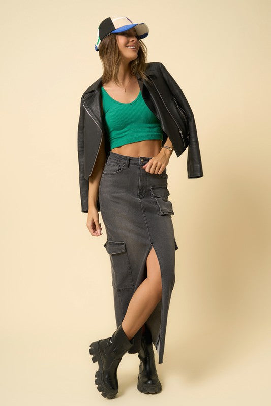 
                  
                    SUPER MAXI CARGO SKIRT
                  
                