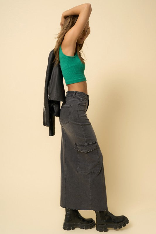 
                  
                    SUPER MAXI CARGO SKIRT
                  
                